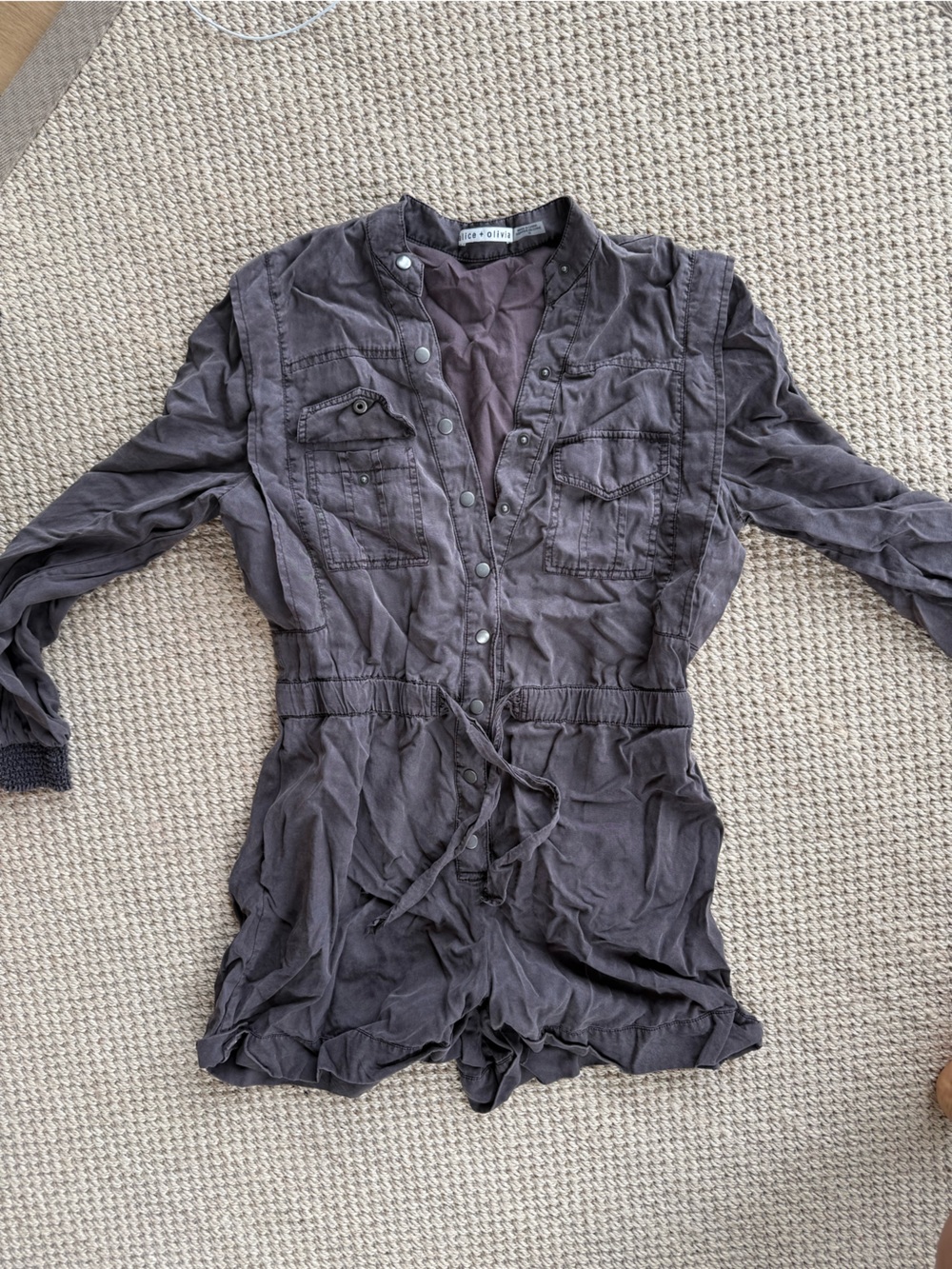 Alice + Olivia Mauve Button-Front romper